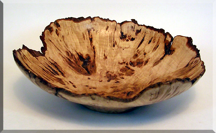 BowlsPlatters/HopHornbeamBurl1.jpg