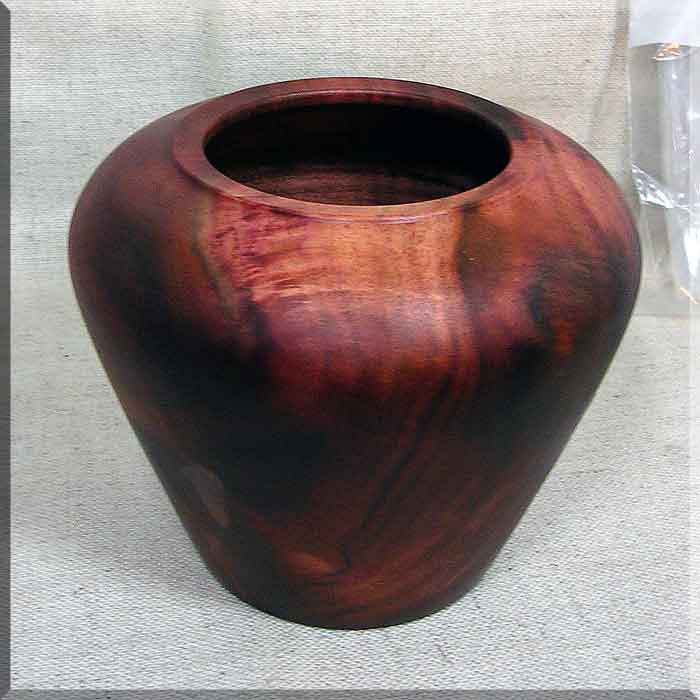 OneWoodB/Milo-Vase.jpg