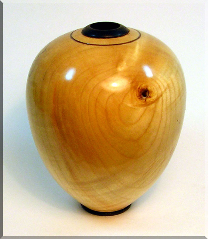 VaseHollowForm/BoxElderEbony2.jpg