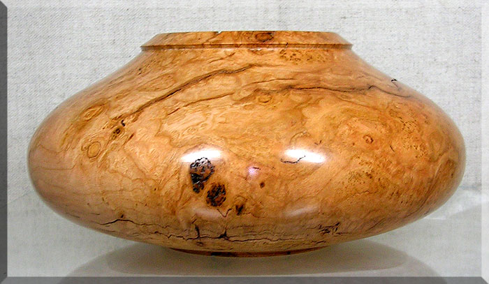 VaseHollowForm/BurlCherrySeedPot3.jpg