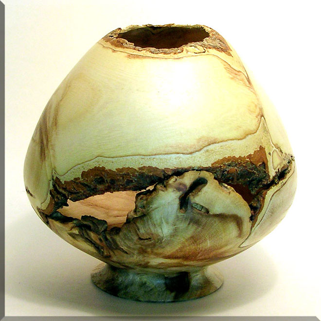 VaseHollowForm/HLBurlSnifter1.jpg