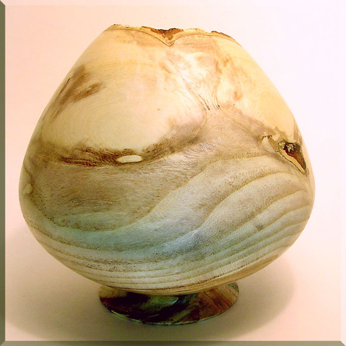 VaseHollowForm/HLBurlSnifter2.jpg